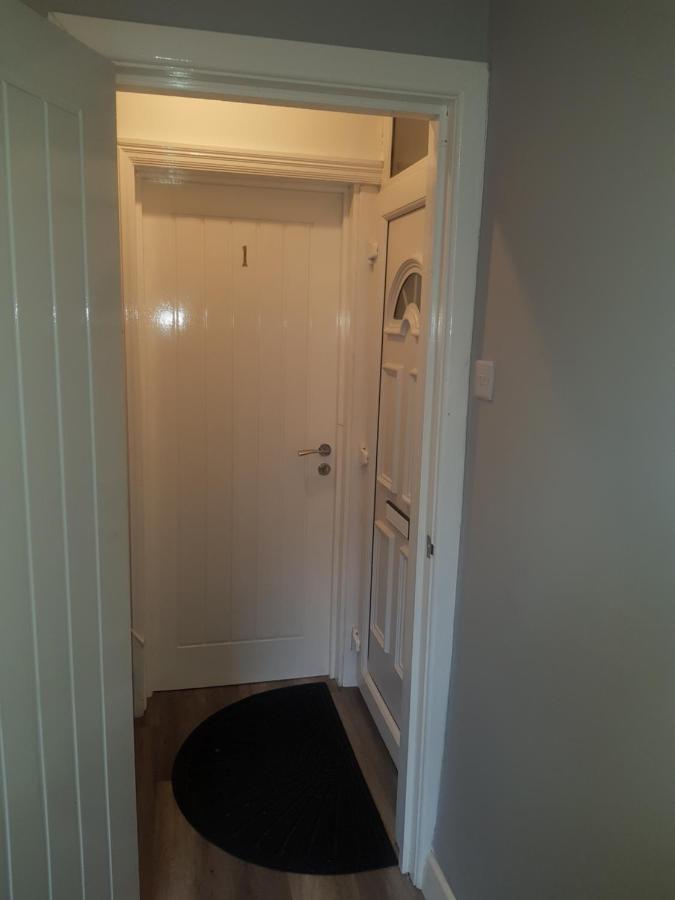 Highfields Living - All Rooms Ensuite- Free Wifi- Free Local Parking Sheffield Exterior foto